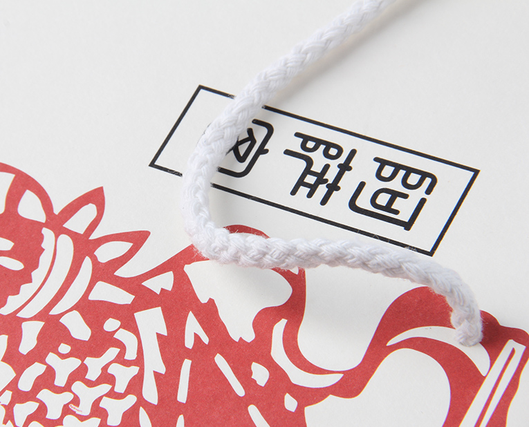 保健品的包裝袋工廠能不能解決金銀油墨脫落？別搞笑啦