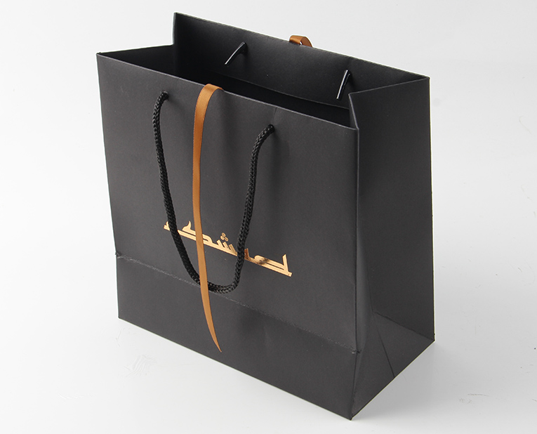 高檔禮品袋廠統(tǒng)計01年以來，絲印技術(shù)的起伏市場
