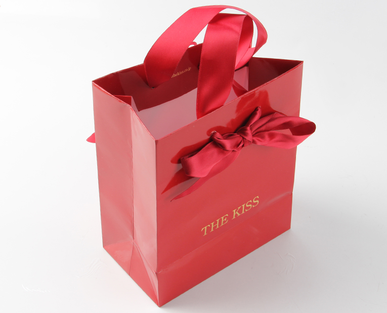 高檔禮品袋廠統(tǒng)計01年以來，絲印技術(shù)的起伏市場